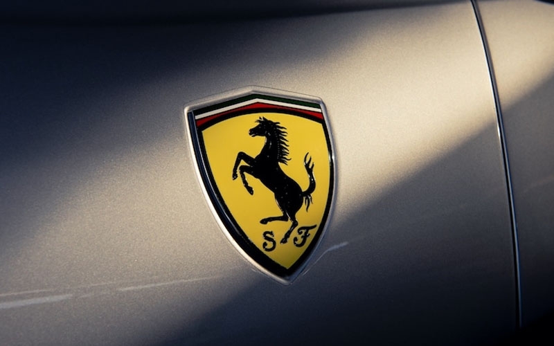 sự ra đời của logo Ferrari