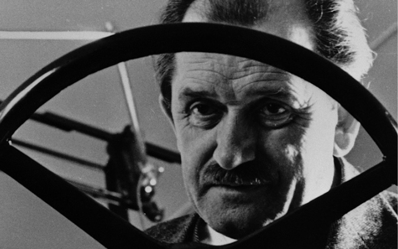 người sáng lập Ferdinand Porsche