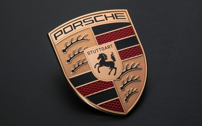 logo Porsche thể hiện tốc độ và sức mạnh