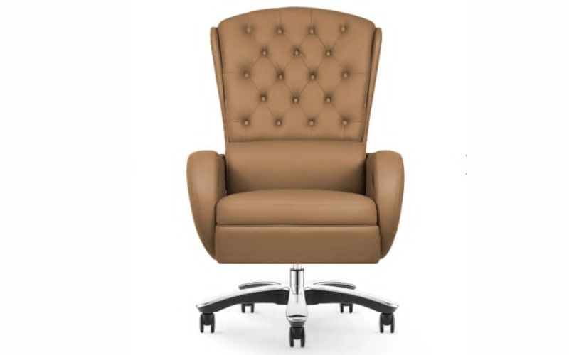 ghế giám đốc trung niên