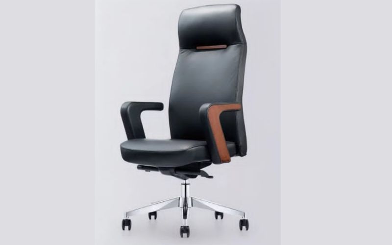 ghế giám đốc trẻ